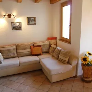 Casa Montuglio , San Siro (Lombardy) Italien